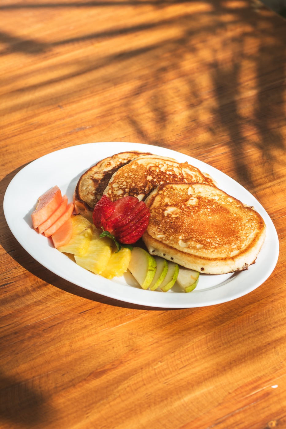 Pancakes with fresh fruit